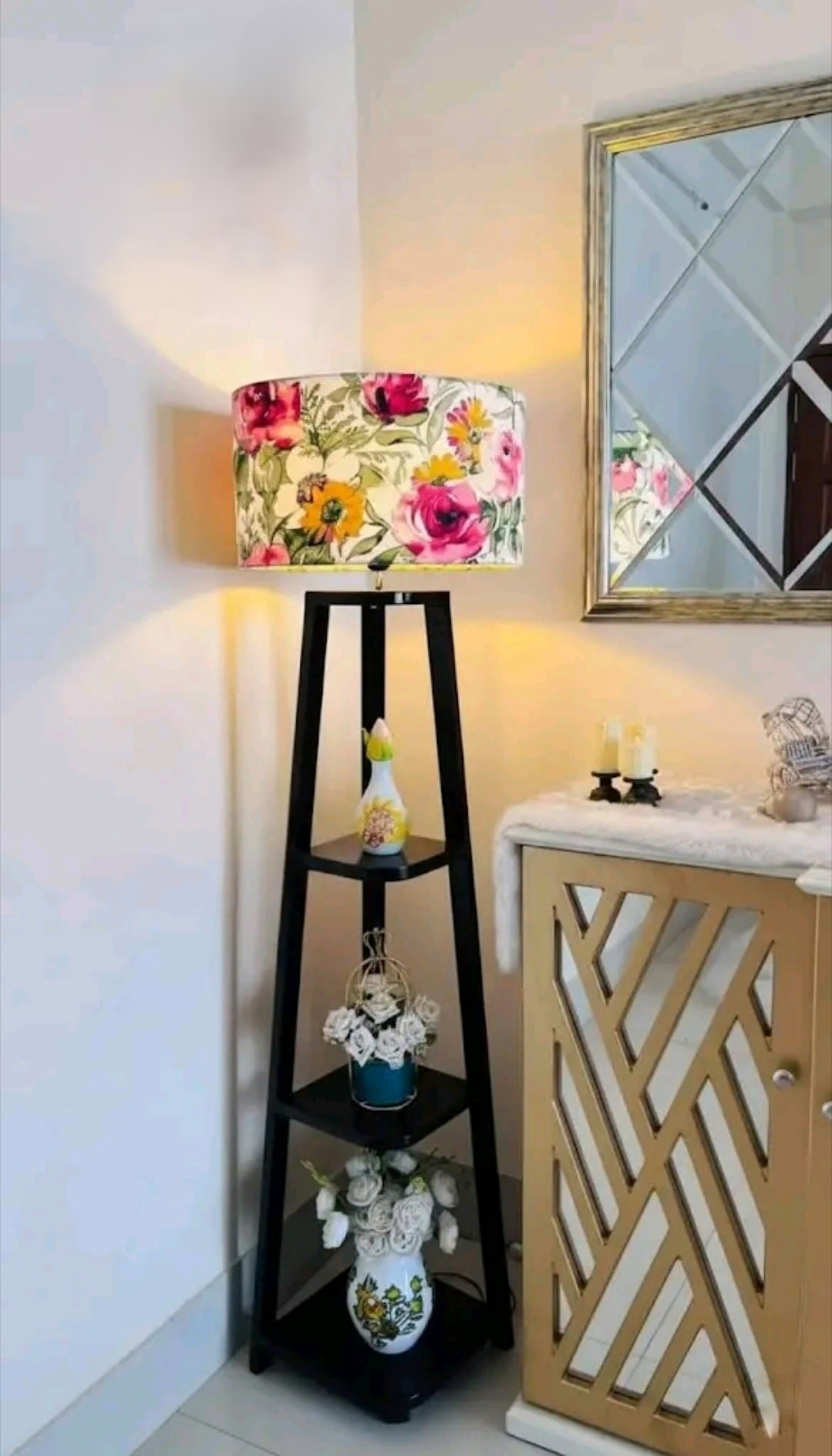 Wooden floor lamp 3 shelf